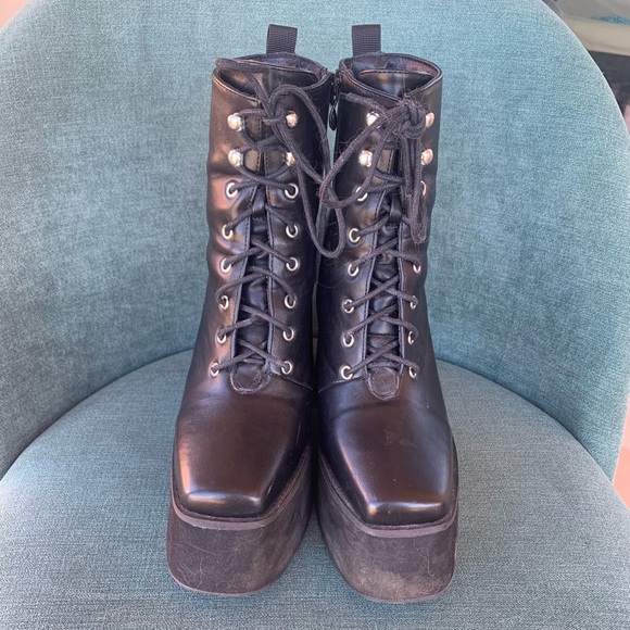 Black Platform Lace-Up Boots - Picture 2 of 5